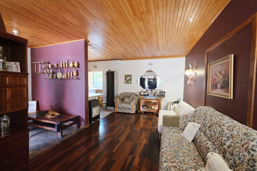 3 Bedroom Property for Sale in Vaalpark Free State